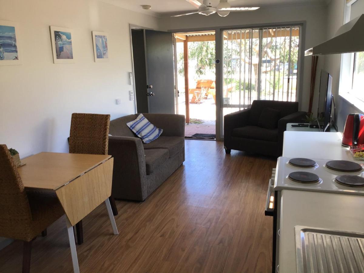 90 Mile Beachhouse&Villas Golden Beach Екстериор снимка